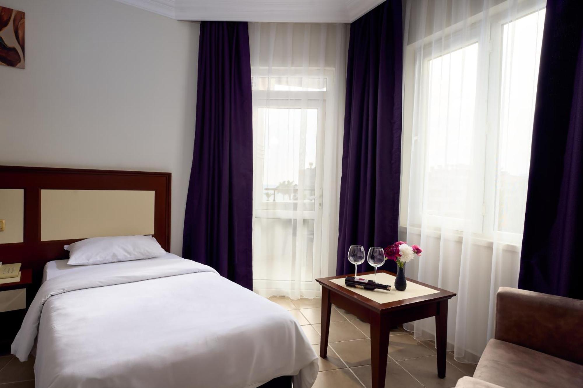 Kaila City Hotel Alanya Buitenkant foto